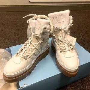 Adidas x Ivy Park Sleek Snow Boots